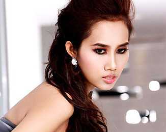 Người đẹp 'tú bà' Mỹ Xuân suy sụp trong trại giam