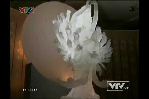 Bức tượng Phật nghìn tay bằng pha lê cao nhất thế giới