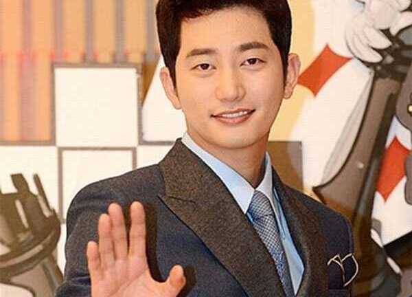 Vụ cưỡng dâm thực tập sinh, Park Shi Hoo bị vu oan?