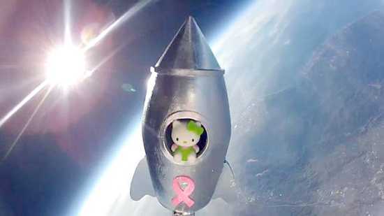 Bé gái 12 tuổi phóng tàu vũ trụ vào không gian