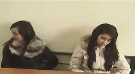 Theo chân cảnh sát bắt nhóm kiều nữ phê thuốc lắc