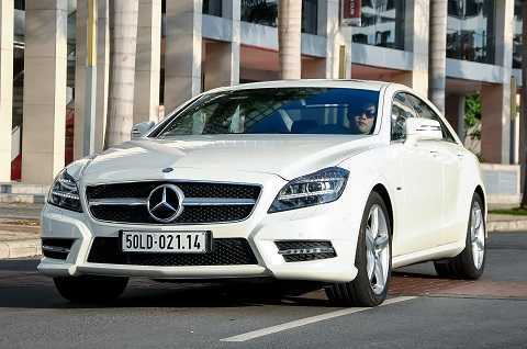 Ngắm 4 bánh hơn 4 tỷ mới lướt phố Sài Gòn