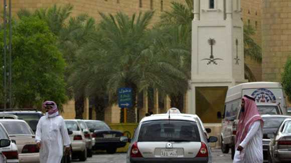 Ả-rập Xê-út xem xét bỏ hình thức chém đầu nơi công cộng