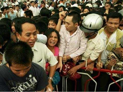 5 câu chuyện đắng lòng về tật xấu người Việt