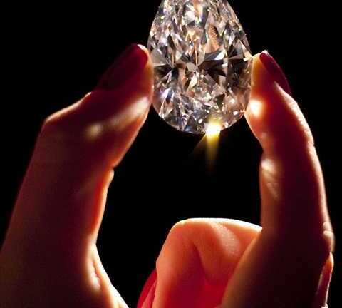 Viên kim cương trị giá hơn 400 tỷ có gì đặc biệt?