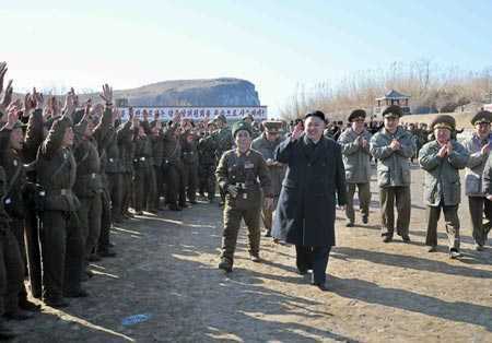Kim Jong-un chỉ huy tập trận nhằm vào Hàn Quốc