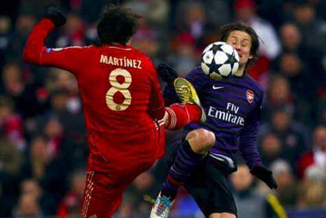 MU thêm cớ để bực mình với trọng tài Cakir