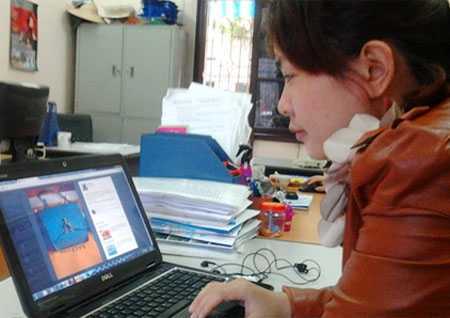 'Hái ra tiền' từ nghề gia sư qua mạng