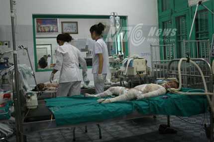 Truy ra thủ phạm thiêu sống 6 người