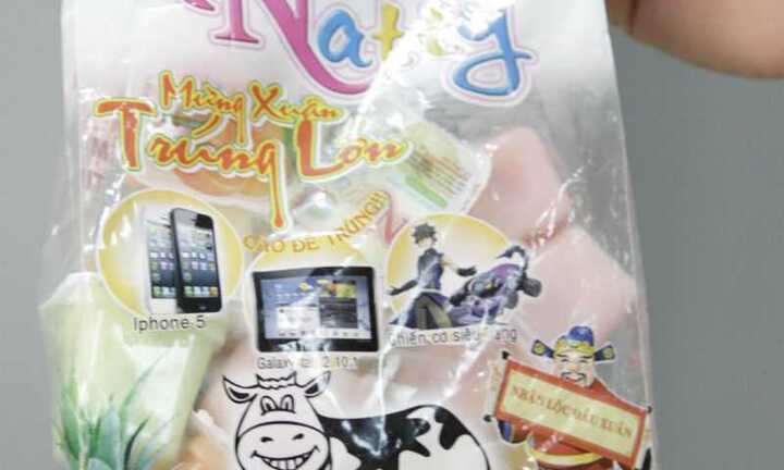 Thạch Long Hải in đủ thứ trên bao bì, trừ hạn dùng