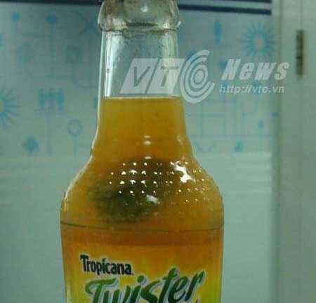 'Vật thể lạ' trong chai nhãn cam ép Twister
