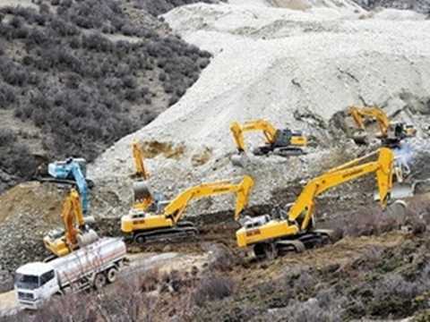 Trung Quốc: Lở đất kinh hoàng chôn vùi 83 thợ mỏ