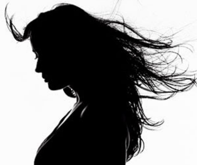 Thêm nữ thực tập sinh tiết lộ bị ép tiếp khách