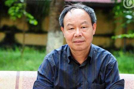 Những thầy cô 'xì tin' ở trường chuyên Nguyễn Huệ