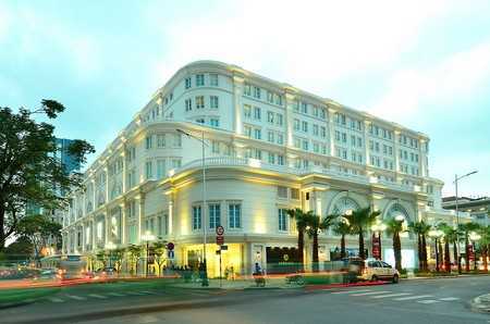 Vincom center B khuyến mãi hấp dẫn nhân sinh nhật lần 3