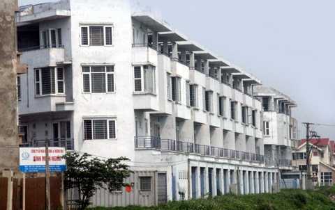 Giảm giá một nửa, biệt thự vẫn ế 10 năm