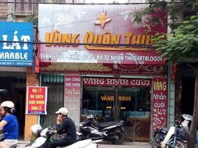 Chủ tiệm vàng kể chuyện tay bo đánh cướp