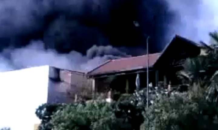 Quán bar Barocco cháy ngùn ngụt giữa Sài Gòn