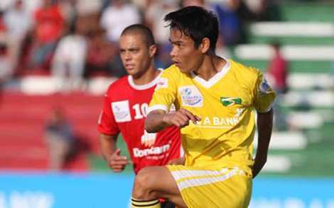 Cầu thủ SLNA bị trộm ‘hỏi thăm’ ở Long An