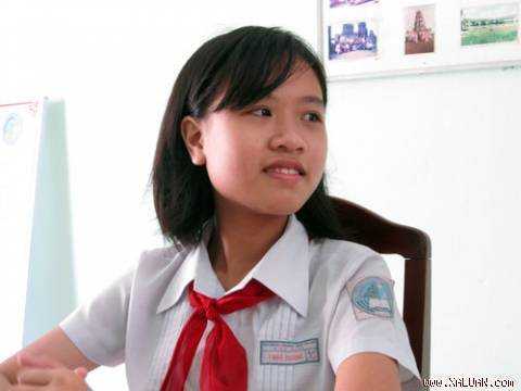 Cô bé lớp 6 hóa thân thành Thủy Tinh