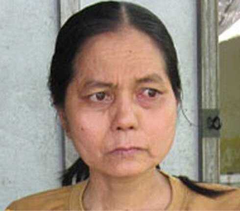 Uống hết thuốc, cô gái xinh đẹp lại hoá bà lão