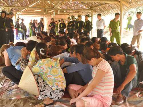 Sới bạc ngang nhiên, bảo kê đầy rẫy