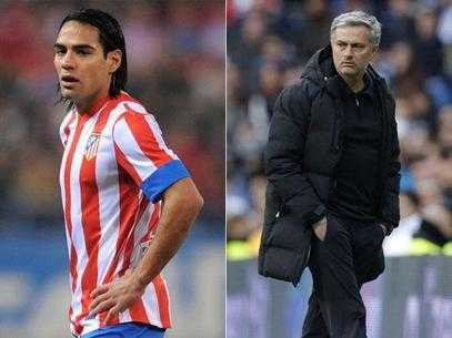 Giải cứu Mourinho, cần bao nhiêu tiền?