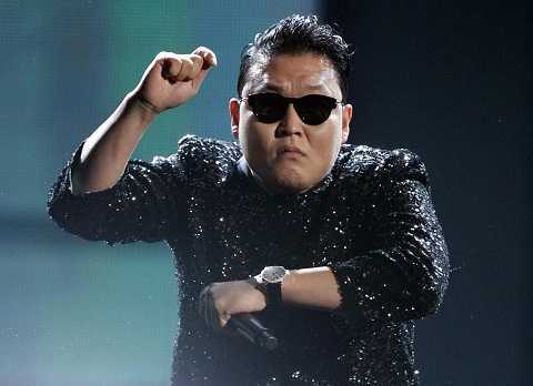 PSY xuất hiện trong bách khoa toàn thư và truyện tranh