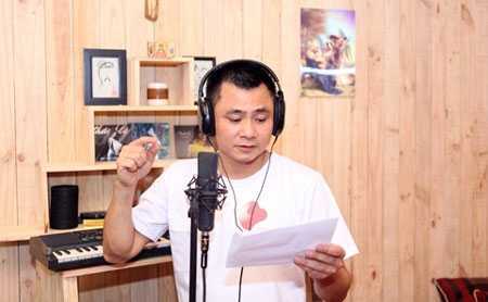 Cười té ghế với Gangnam Style phiên bản Tự Long