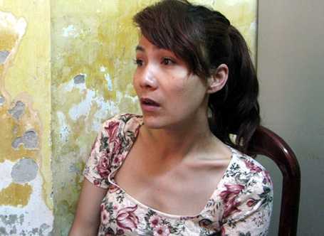 Giáp mặt 'mỹ nhân' chuyển giới, cuỗm đồ đại gia