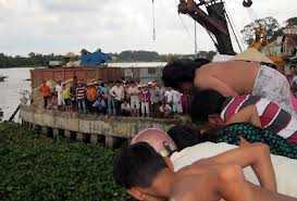 Bị truy đuổi, kẻ cướp nhảy kênh chết đuối