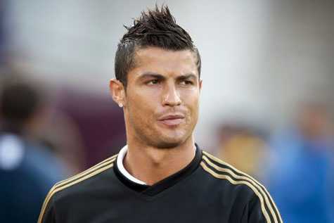 Những bàn thắng lạ lùng nhất trong bóng đá