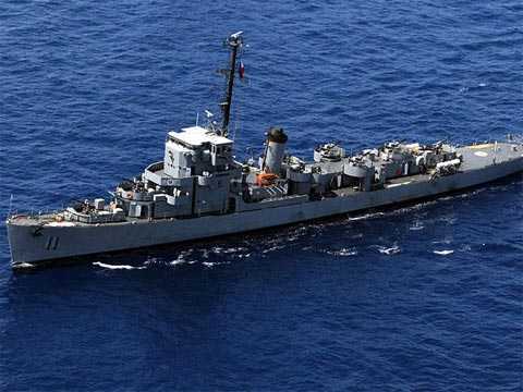 Chiến hạm Philippines canh tàu Trung Quốc
