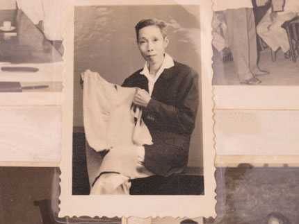 200 cây vàng đấu giá áo len của Bác Hồ