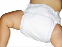 Cư xử kiểu trẻ con, nữ sinh bị phạt đóng bỉm