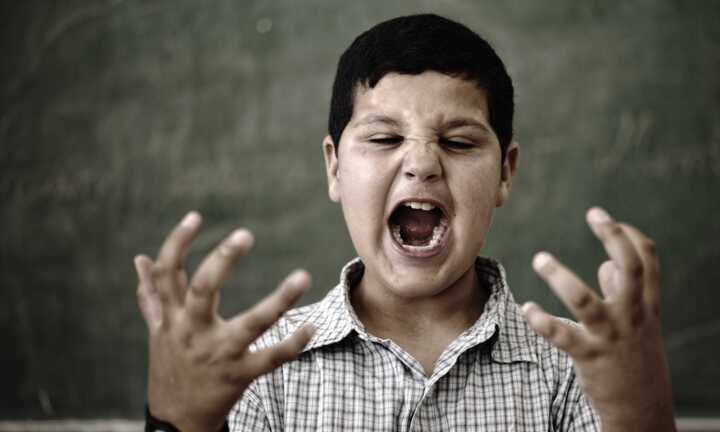 Kỳ dị hội chứng 'bàn tay người ngoài hành tinh'