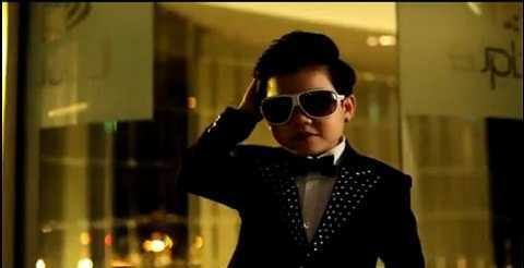 Tranh Việt bán giá kỷ lục 8 tỷ; Psy nhí sắp trở lại VN