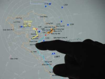 Bí mật của nơi chế tạo thiết bị canh giữ biển trời