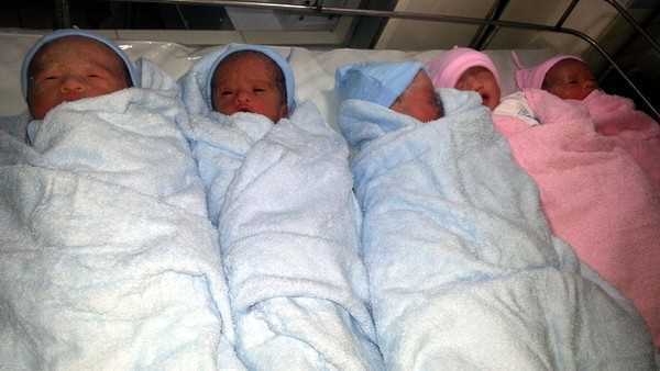 Thêm một ca sinh 5 bé khỏe mạnh