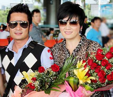 Chị dâu không tin Bằng Kiều ly hôn; Việt Trinh lọt Top