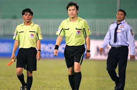 Nghi án nhận hối lộ trăm triệu: Thêm tình tiết gây sốc