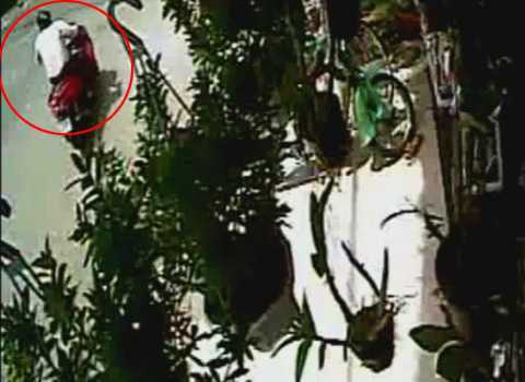 Clip: Đạo chích hí hoáy phá khoá PCX