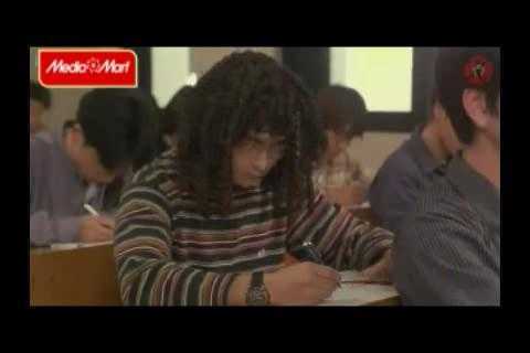 Tận mắt công nghệ quay cóp tinh vi của học sinh