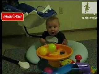 Đồ chơi 'lạ' khiến bé hoảng hồn