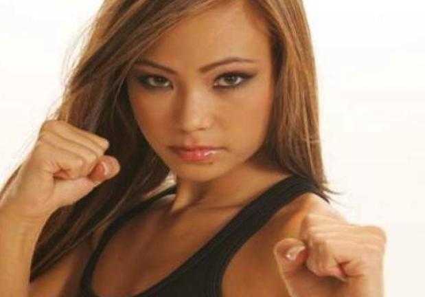 Ngắm người đẹp quyến rũ nhất làng võ thuật