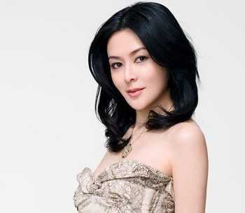 Quan Chi Lâm đau khi bị chồng phỉ báng trước báo giới