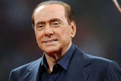 Bồ cũ và AC Milan, cựu Thủ tướng Ý chọn gì?