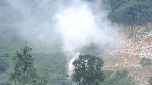 Nổ mìn phá đá, phá cả nhà dân