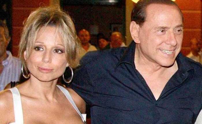 Cô con gái xinh đẹp, quyền lực của cựu Thủ tướng Ý