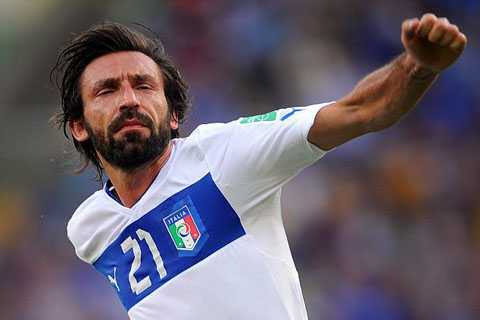 Pirlo sút 11m thần sầu, Casillas mắt tròn mắt dẹt